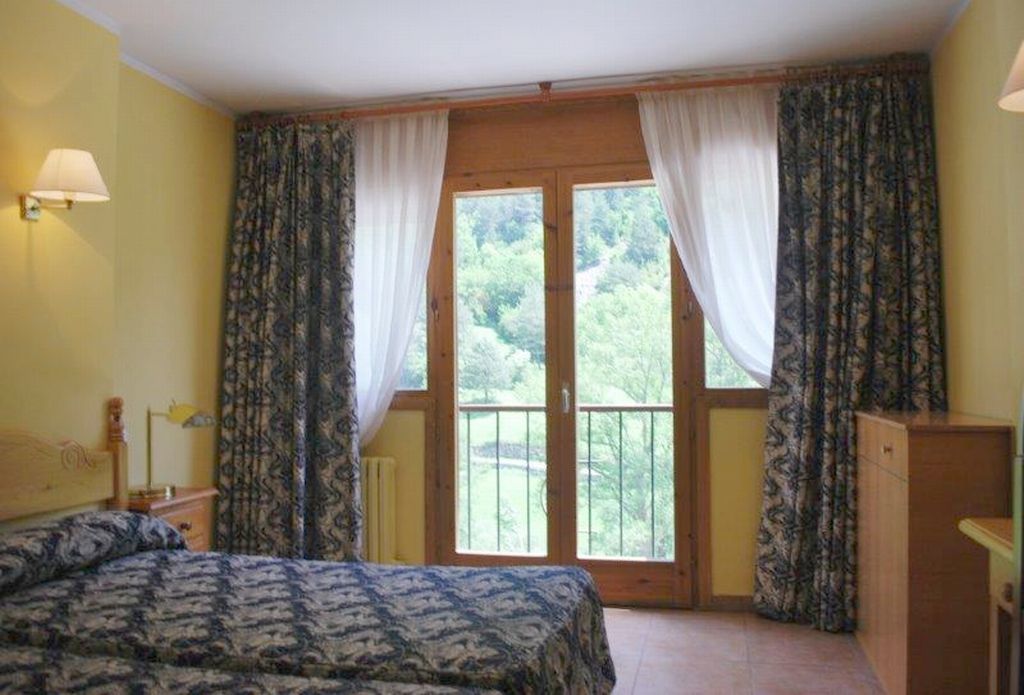 Hotel Antic La Cortinada Exterior photo